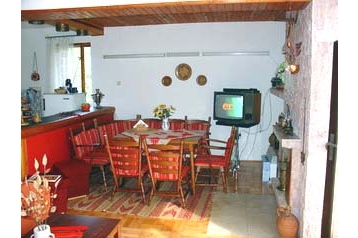 Slovākija Chata Virt, Eksterjers